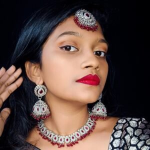 Festive kundan jewellery set